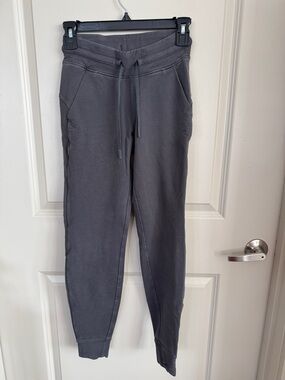 lululemon athletica Charcoal Gray Active Leggings